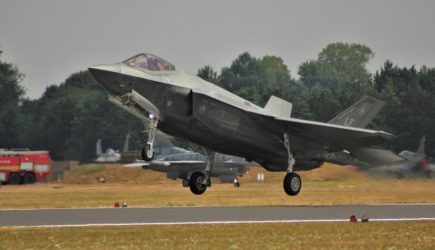 Пилоты F-35 пообещали уничтожить любой самолет ВКС РФ