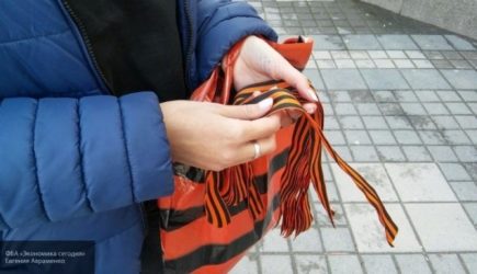 Нижегородские власти оценили продажу георгиевских ленточек со свастикой