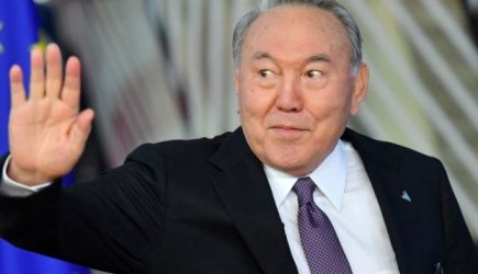 Казахстан избавляется от русских