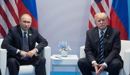 Интрига дня: Трамп просит личной встречи с Путиным