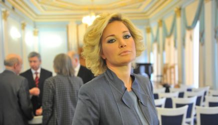 Неожиданный поворот: Максакова сделала признание в деле об убийстве Вороненкова