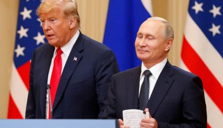 Американцы набросились на Трампа из-за звонка Путину