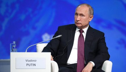 Западные журналисты испытывают «культурный шок» от встречи с Путиным на ПМЭФ-2019 и вот почему