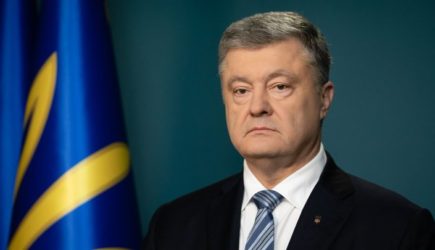 Ушел с шиком: Порошенко отдал Зеленскому Украину с новыми долгами на 1,5 миллиарда долларов