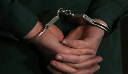 Россиянка спаслась от мужа после пяти ударов топором по голове