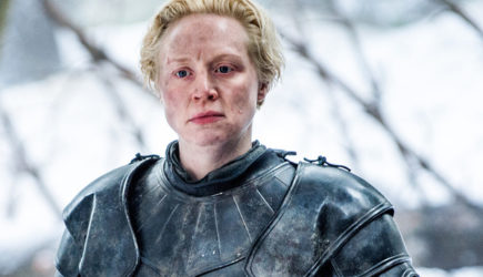 Сыгравшая Бриенну в «Игре престолов» актриса сама номинировала себя на «Эмми»