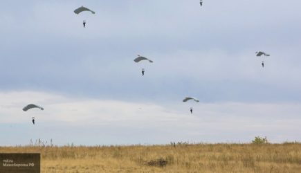 Испугавшегося экс-главу СБУ заверили, что Россия не собирается десантироваться на Украине