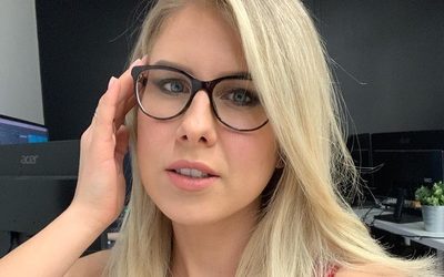 Невзоров рассказал, почему голодовка Соболь пойдет ей на пользу