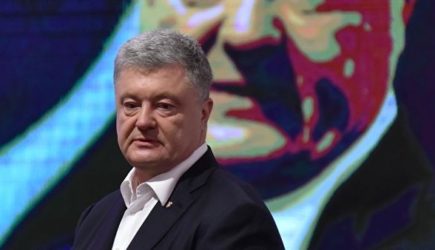 Порошенко пообещал дать по морде недовольным украинцам