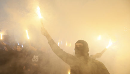 Украинские радикалы пригрозили пророссийским политикам больницами и моргами