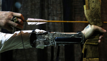 Россиянам разрешили охотиться с луком и стрелами