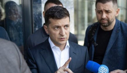 Зеленский заявил о готовности Киева обменять Вышинского на Сенцова