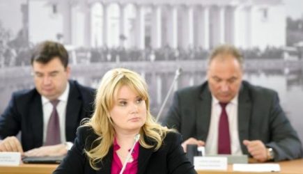 История одной продавщицы: как Наталья Сергунина обслуживает родню