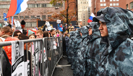 Кремль рассказал о реакции Путина на митинги в Москве