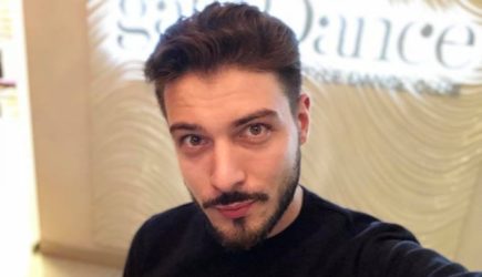 Российский танцор ударил партнершу кулаком в лицо во время ЧМ