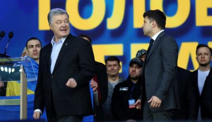 «Петя готовит путч»: Порошенко испугал Зеленского