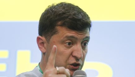 «Найду и прибью!»: Зеленский пригрозил нардепам