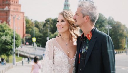 Родители Богомолова ушли со свадьбы после эротического танца Собчак