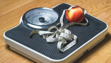 Названы продукты, употребление которых ускорит похудение