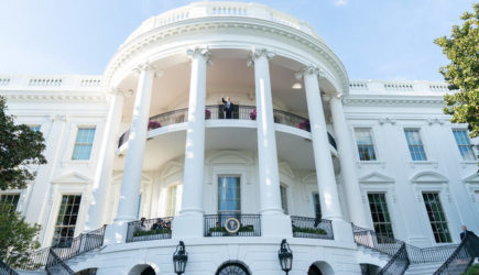 Коррупция или давление: названы причины отказа США в&nbsp;военной помощи Украине