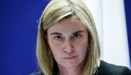 И все только ради благополучия россиян, умирающих с голоду. Но у нас в эти сказки о дружбе и заботе уже никто не верит.