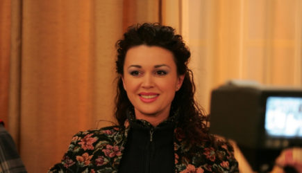 Больная раком Анастасия Заворотнюк закрыла все долги