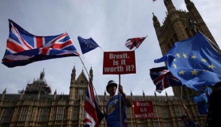 31 октября Brexit &#8212; Королева Великобритании утвердила дату проведения Брексит