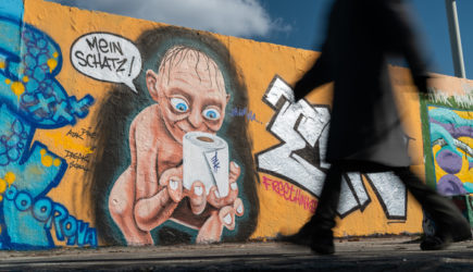 «А вас я лично в подвале исполню»: В ВШЭ началась травля своего же из-за правды о коронавирусе