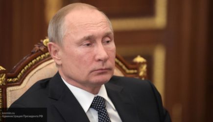 Владимир Путин лично осмотрел стройплощадку больницы в Коммунарке