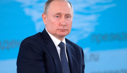 Путин дал прогноз по ситуации с коронавирусом в России