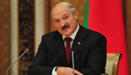 Лукашенко объяснил, почему президентом в страны не станет женщина