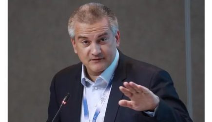 Аксёнов: &laquo;Все&nbsp;санатории превратятся в&nbsp;рассадники COVID-19&raquo;