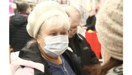 &laquo;У&nbsp;нас&nbsp;масочный, иди&nbsp;***&raquo;: пенсионерка обматерила соседку