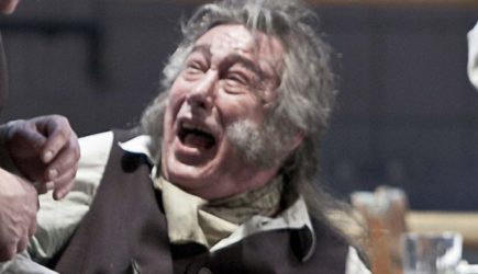 Жена не разрешала Ефремову закодироваться от пьянства