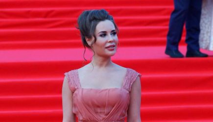 Вскрылись новые причины ухода Михалковой из «Уральских пельменей»