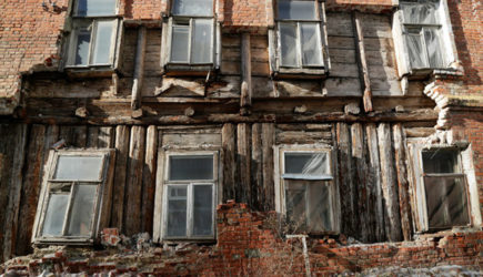 В России упростили порядок признания жилья аварийным