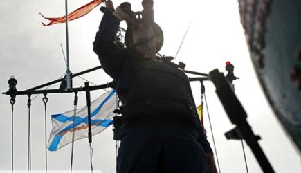 Иностранцы в Сети оценили поступок мичмана Балтийского флота РФ