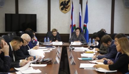 Мэру Якутска пририсовали галочку. И начался скандал