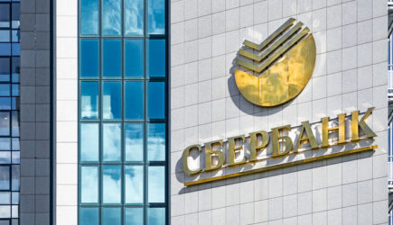 «Жлобство Сбербанка запредельно»: Золотой клиент объяснил, почему сказал «пока» Грефу