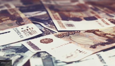 Эксперт оценил вероятность выплаты 10 тысяч рублей на детей в августе