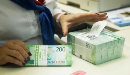 &laquo;Доллар по&nbsp;65&nbsp;копеек&raquo;: деноминацию рубля поддержали