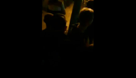 В белорусском городе бойцы ОМОН опустили щиты и обнялись с протестующими