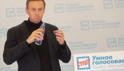 Кто к Навальному — не дальше лестницы: Немецкие врачи указали СМИ на их место