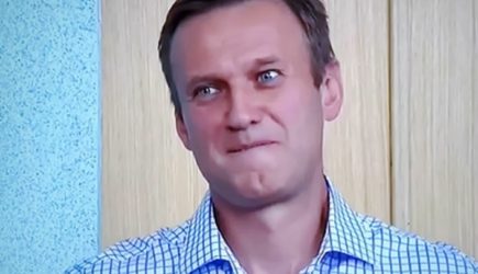 «Скажу цинично»: Экс-кремлёвский врач не смолчал про «отравление» Навального