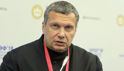 &laquo;Надоел не только россиянам&raquo;: &laquo;токсичного&raquo; телеведущего убрали из эфира