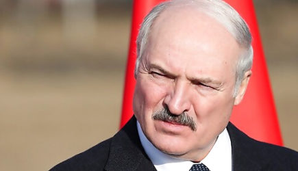 Белорусские законы работают против президента