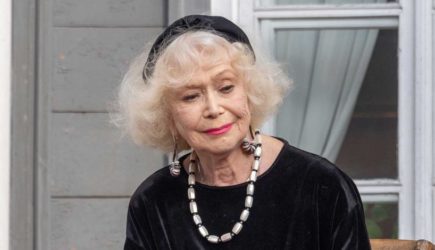 «Очень тяжело»: оставшаяся без работы Немоляева рассказала о физических страданиях