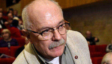 Никита Михалков оказался на операционном столе из-за &laquo;малоприятной травмы&raquo;