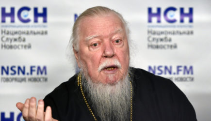 Журналист &laquo;Эха Москвы&raquo; и блогер посмеялись над смертью протоиерея Смирнова