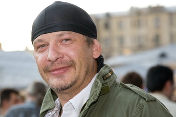 &laquo;Его били&raquo;: сын Марьянова шокировал новыми деталями его смерти